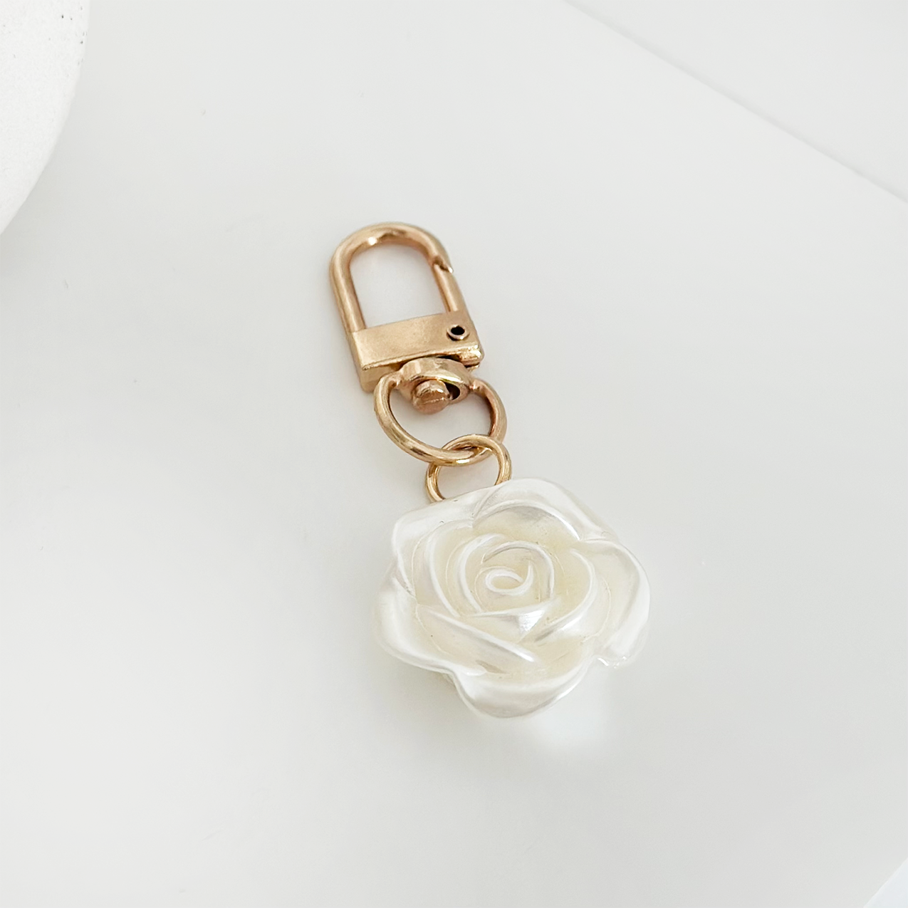 Pearl Flower Keyring