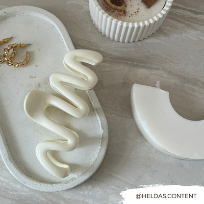 Squiggle Claw Clip - Cream