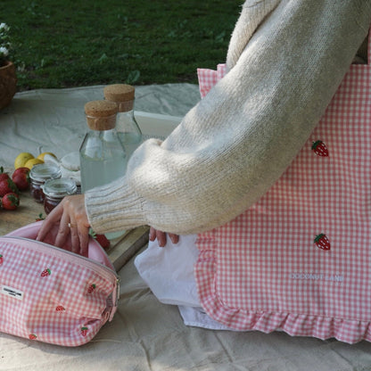 Expandable Makeup Bag - Strawberry Picnic