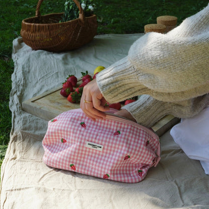 Expandable Makeup Bag - Strawberry Picnic