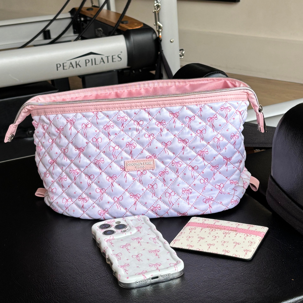 Expandable Makeup Bag - Quilted Dainty Bows