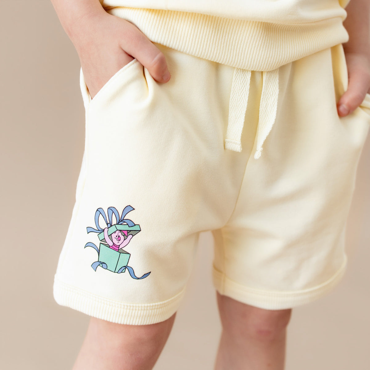 Short Sleeve Jogger Set in Winnie the Pooh on Chamomile