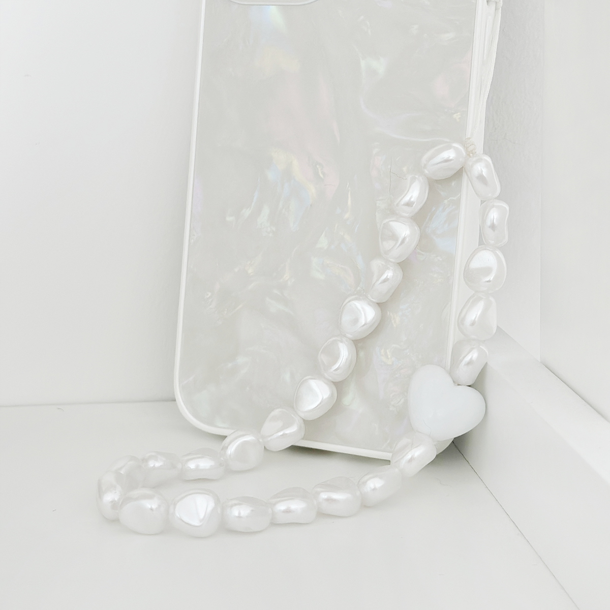 Beaded Phone Strap - Chunky Pearls