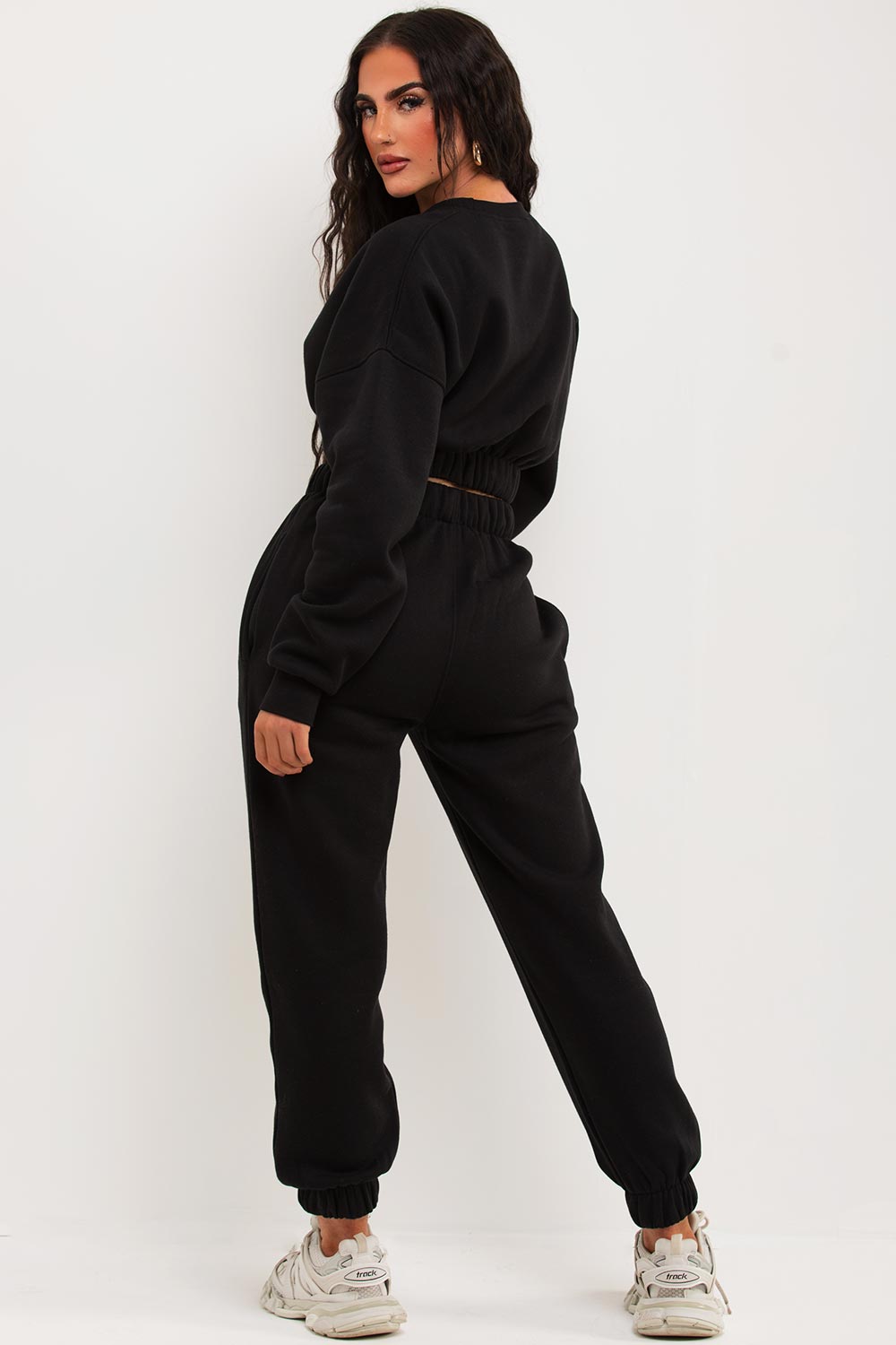 Crop Sweatshirt And Joggers Tracksuit Black