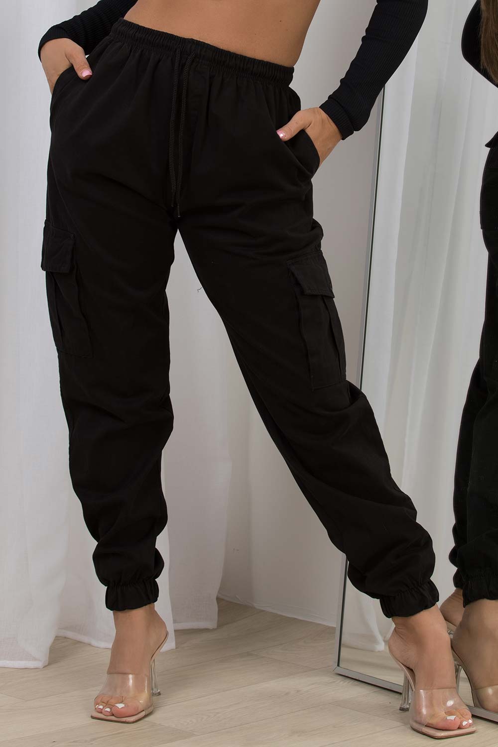 Cargo Trousers With Cuffed Bottoms Black