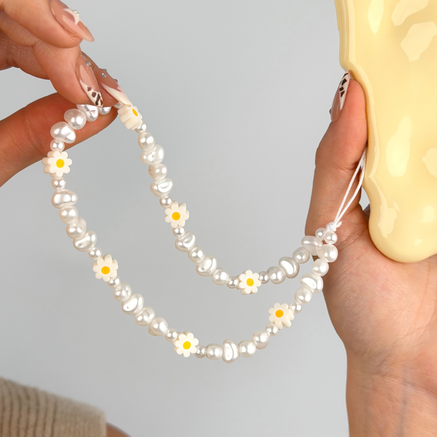 Beaded Phone Strap - Daisy Pearl