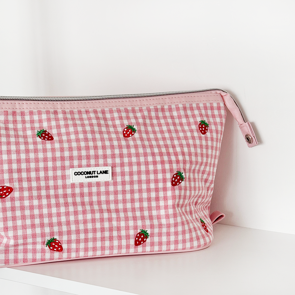 Expandable Makeup Bag - Strawberry Picnic